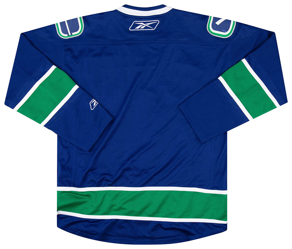 Six Balloons Vintage Delights: Vintage Vancouver Canucks CCM Hockey Jersey