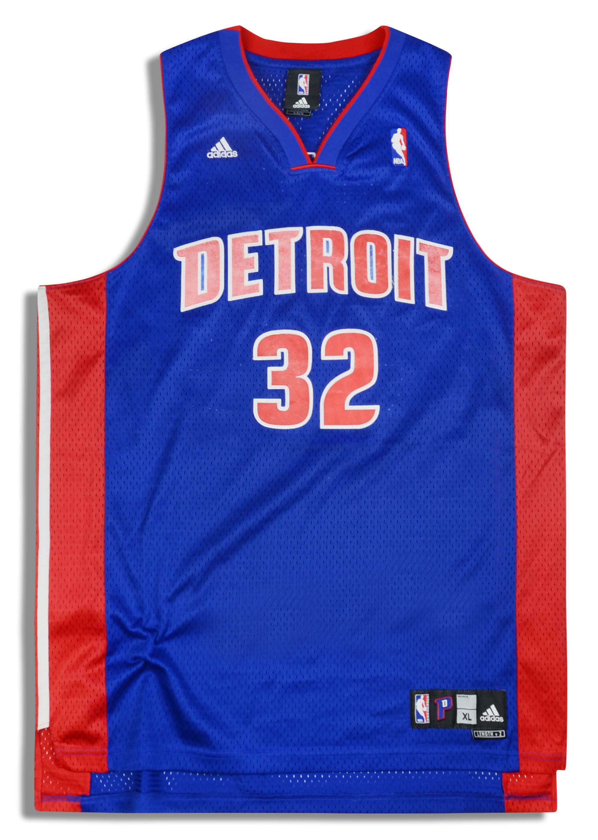 Pistons retire Richard Hamilton's number 32 jersey
