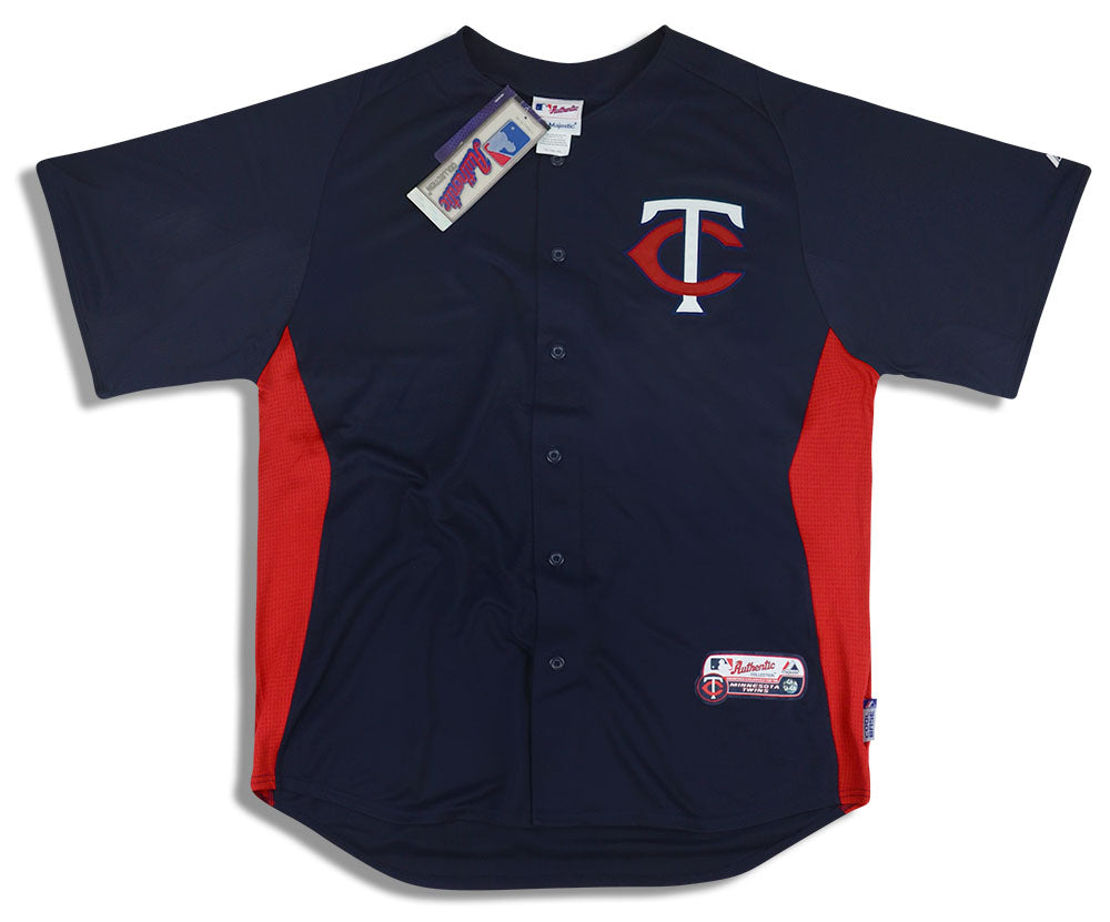 New Minnesota Twins jersey size medium with tags