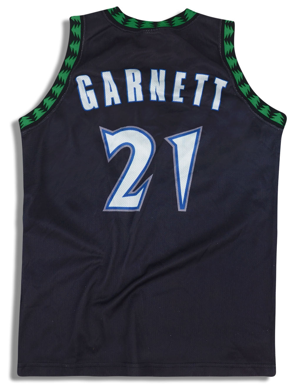 Kevin Garnett is back in the #21 Timberwolves jersey : r/nba